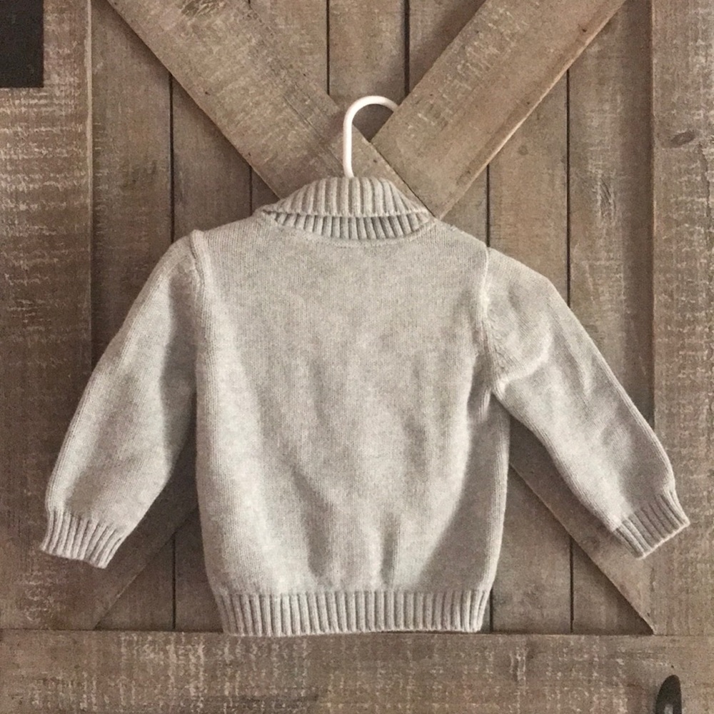 Sweater - Picture 4 of 4